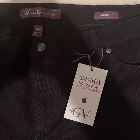 NWT - 22W - Black - Gloria Vanderbilt AMANDA Slimming Jeans - Inseam 28 - Picture 3 of 5